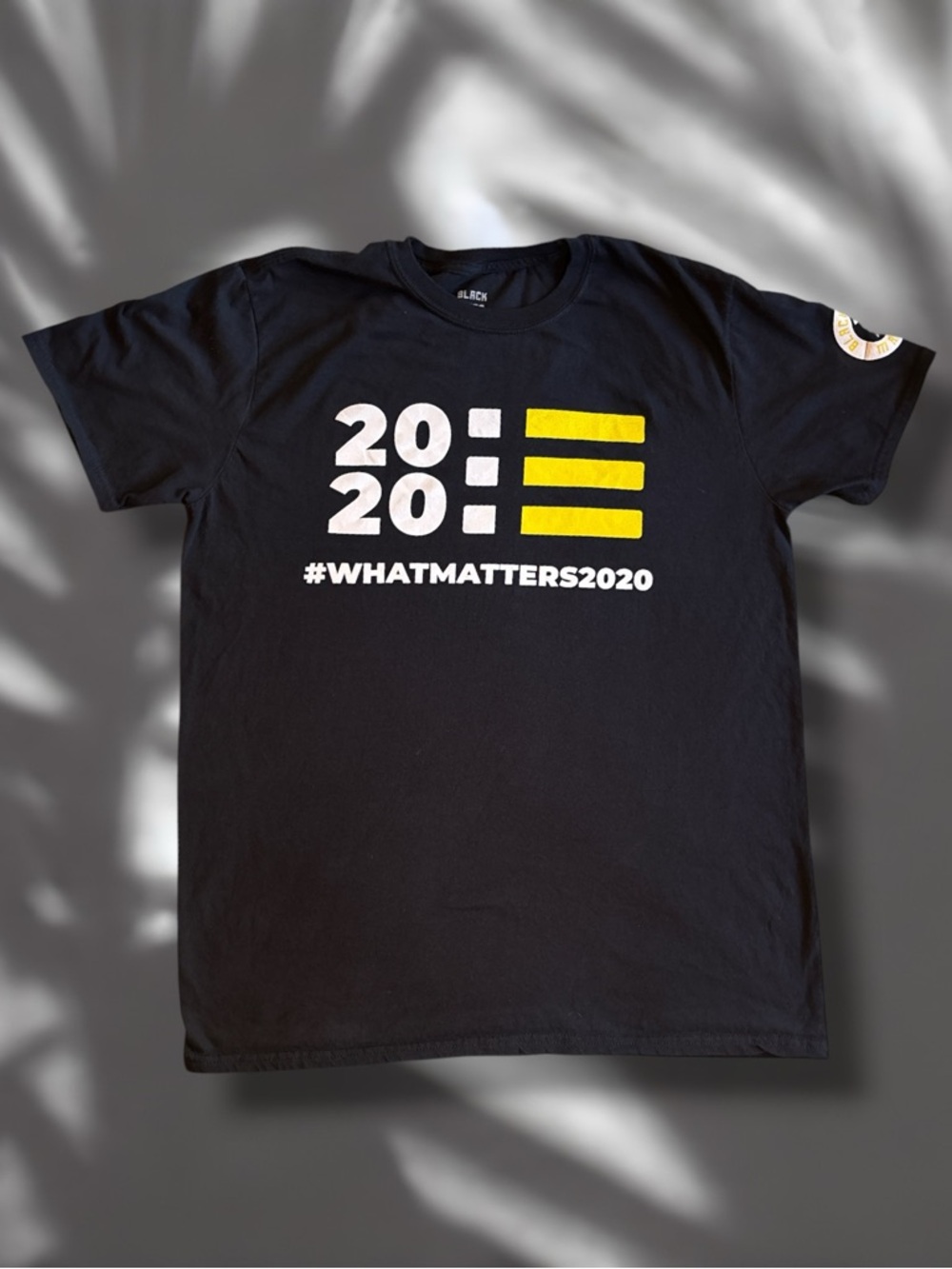 Black Lives Matter 2020 #WhatMatters2020 Graphic T-Shirt - Size Large